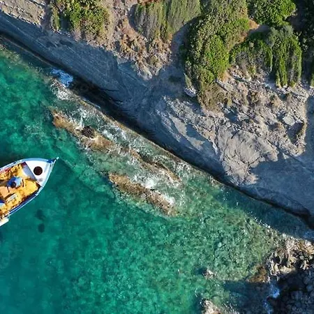 The Ionisi 3* Panormos (Skopelos)