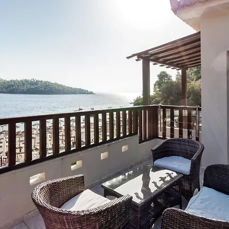 Otel The Ionisi Panormos (Skopelos)